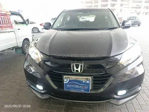Honda Vezel Hybrid X L Package 2015 for Sale