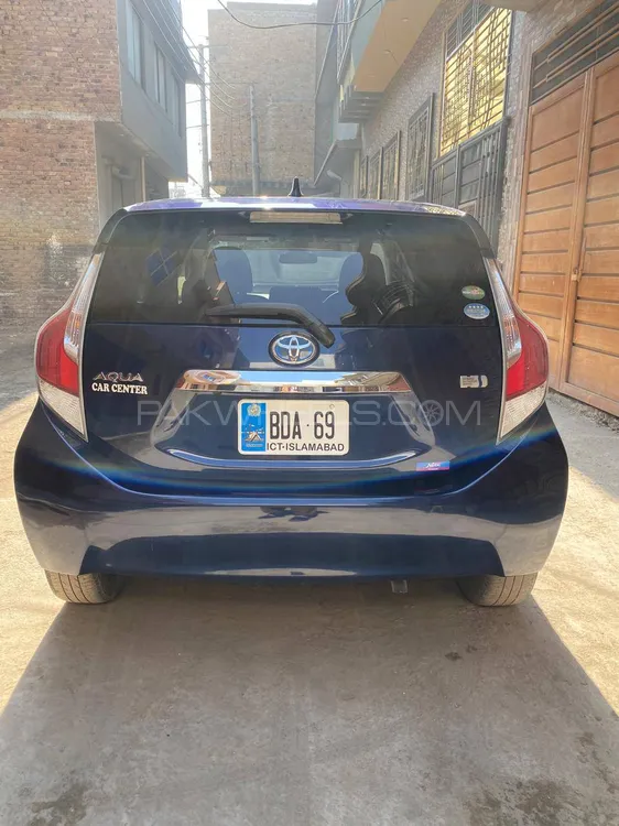 Toyota Aqua 2017 for Sale in Islamabad Image-1