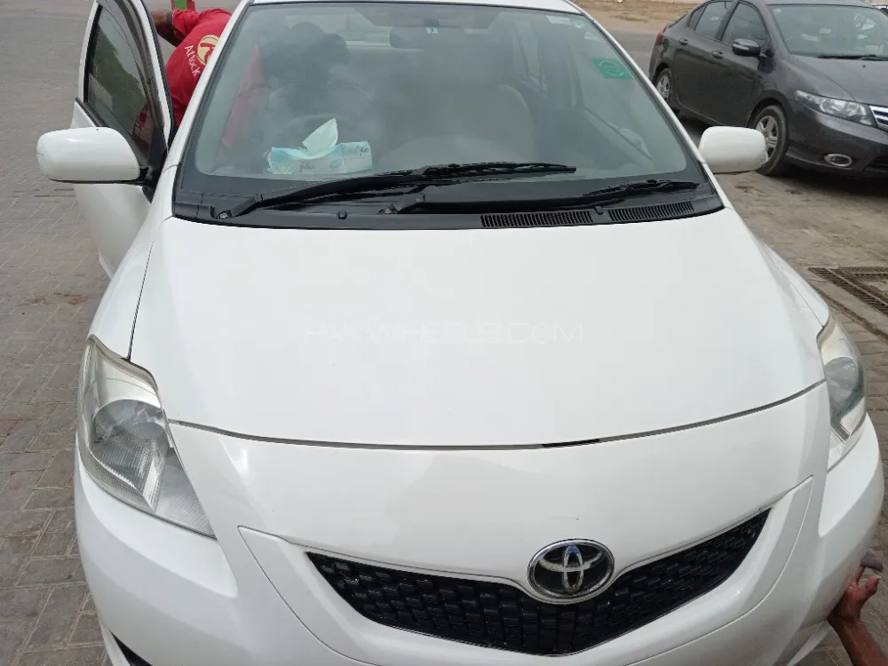 Toyota Belta 2009 for Sale in Karachi Image-1