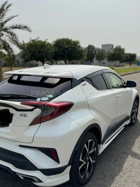 Toyota C-HR 2019 for Sale in Lahore Image-1