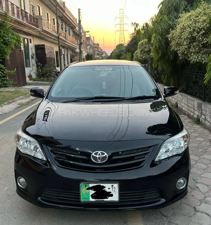 Toyota Corolla 2012 for Sale in Lahore Image-1