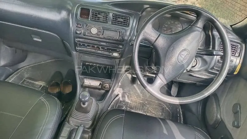 Toyota Corolla 2002 for Sale in Chowk azam Image-1