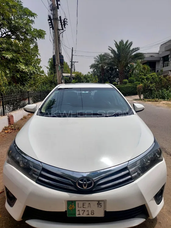 Toyota Corolla 2015 for Sale in Lahore Image-1