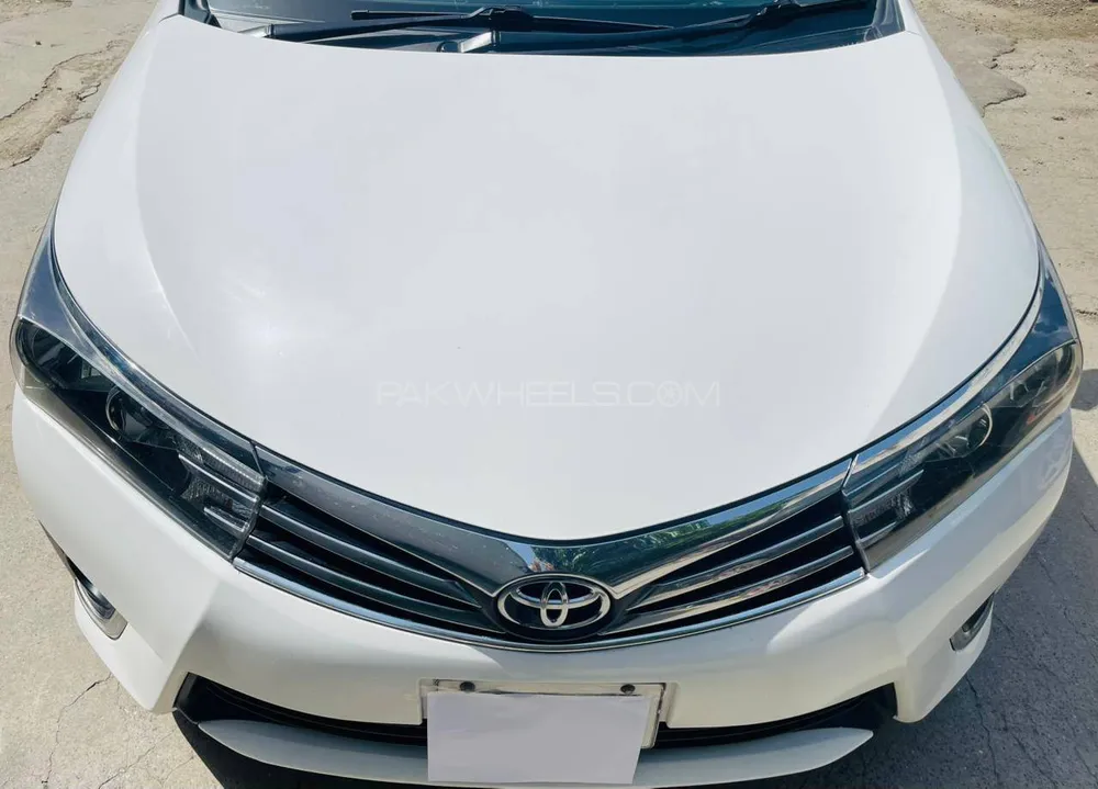 Toyota Corolla 2017 for Sale in Islamabad Image-1
