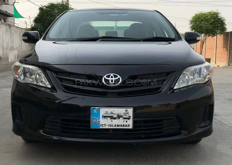 Toyota Corolla 2011 for Sale in Gujranwala Image-1