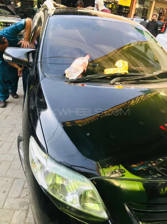 Toyota Corolla 2011 for Sale in Multan Image-1