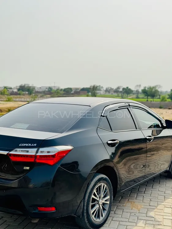 Toyota Corolla 2019 for Sale in Mandi bahauddin Image-1