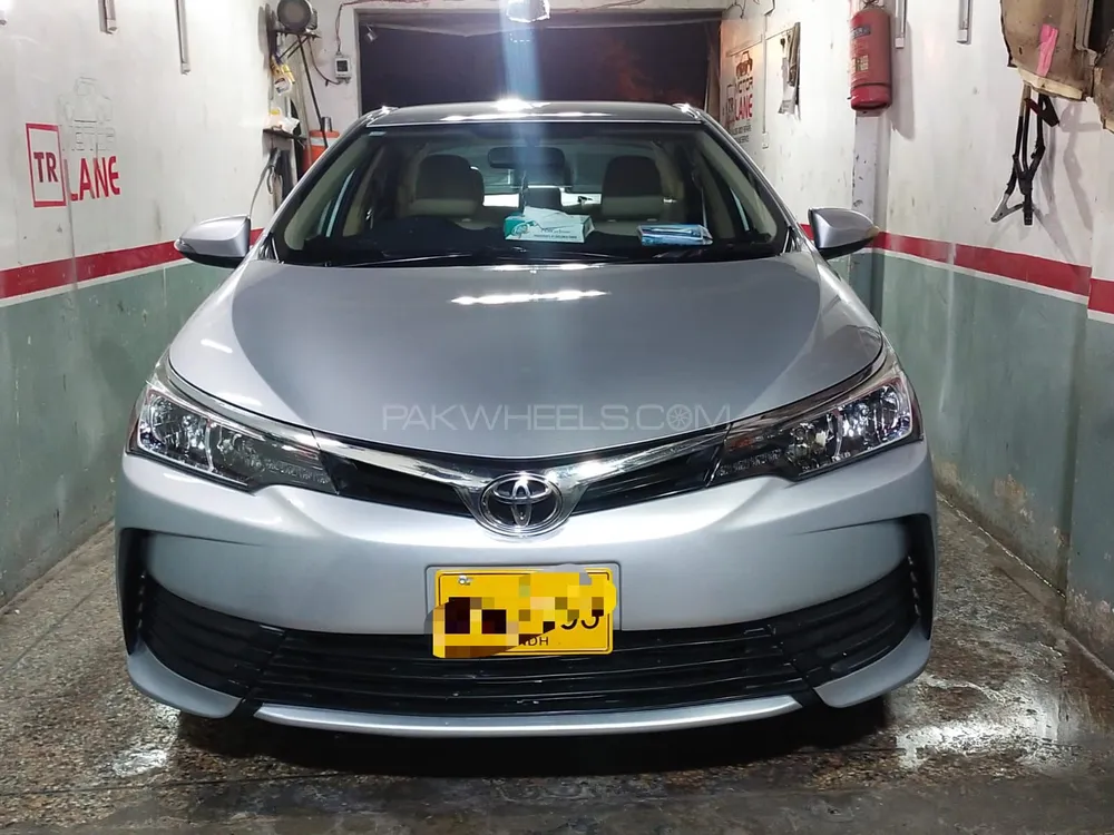 Toyota Corolla 2019 for Sale in Karachi Image-1