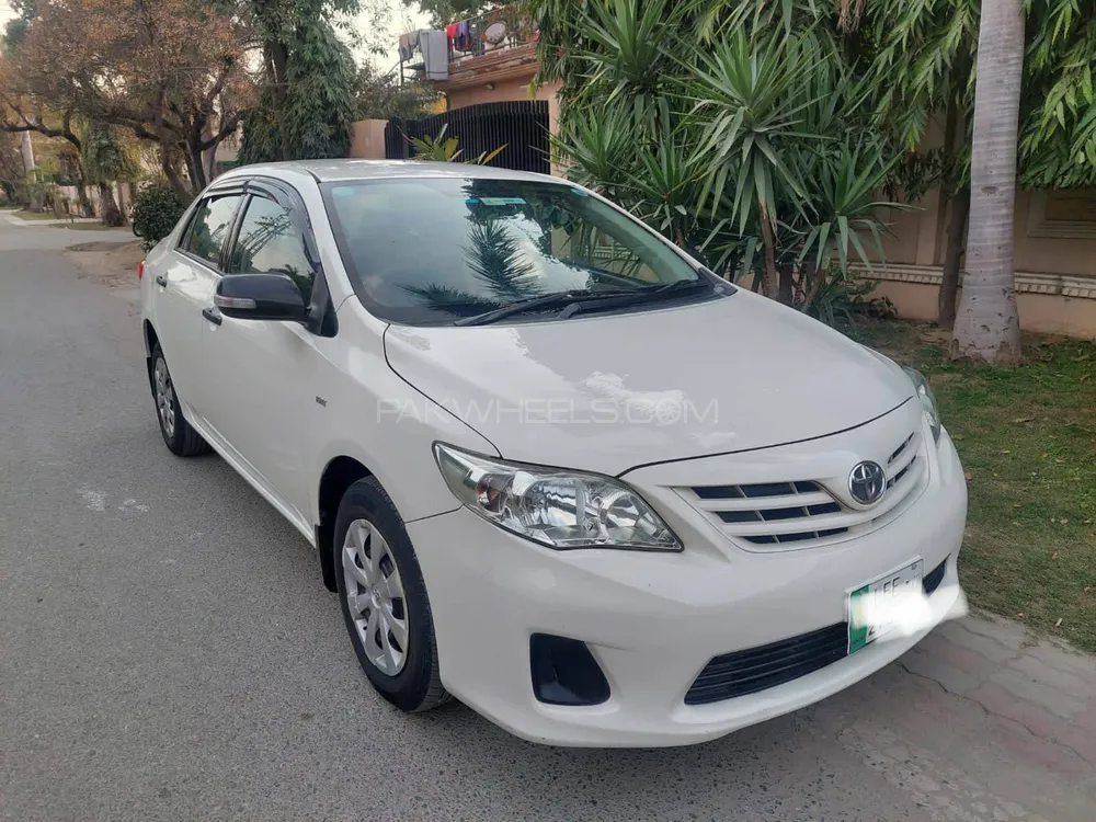 Toyota Corolla 2011 for Sale in Sargodha Image-1