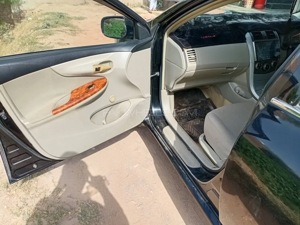 Toyota Corolla 2012 for Sale in Multan Image-1
