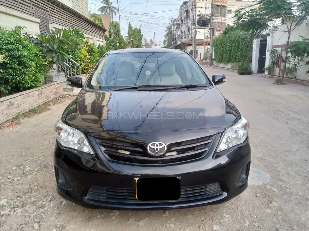 Toyota Corolla 2014 for Sale in Karachi Image-1