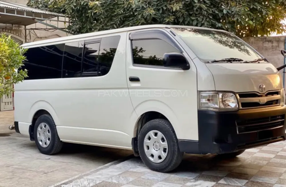 ٹویوٹا ہائی ایس 2013 for Sale in کوئٹہ Image-1