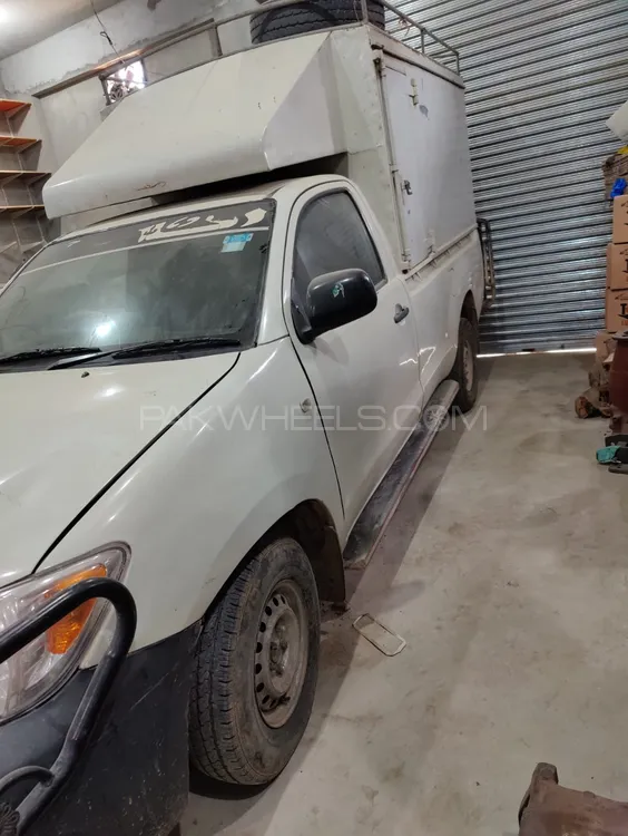 Toyota Hilux 2010 for Sale in Yazman mandi Image-1