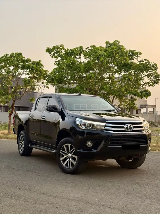 ٹویوٹا ہائیلکس 2018 for Sale in لاہور Image-1