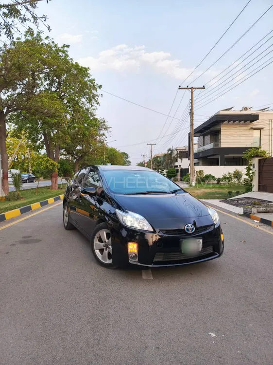 ٹویوٹا پریوس 2011 for Sale in لاہور Image-1