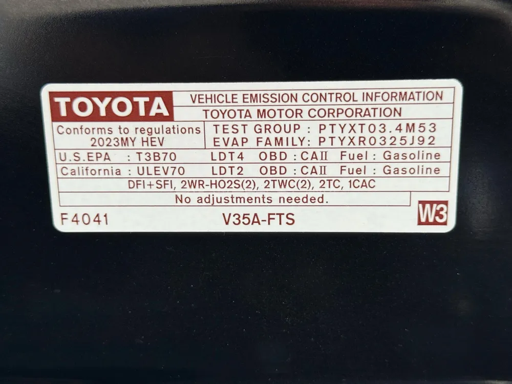Toyota Tundra 2023 for Sale in Karachi Toyota Tundra 2023 for Sale in Karachi Image-15