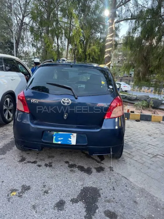 Toyota Vitz 2006 for Sale in Abbottabad Image-1