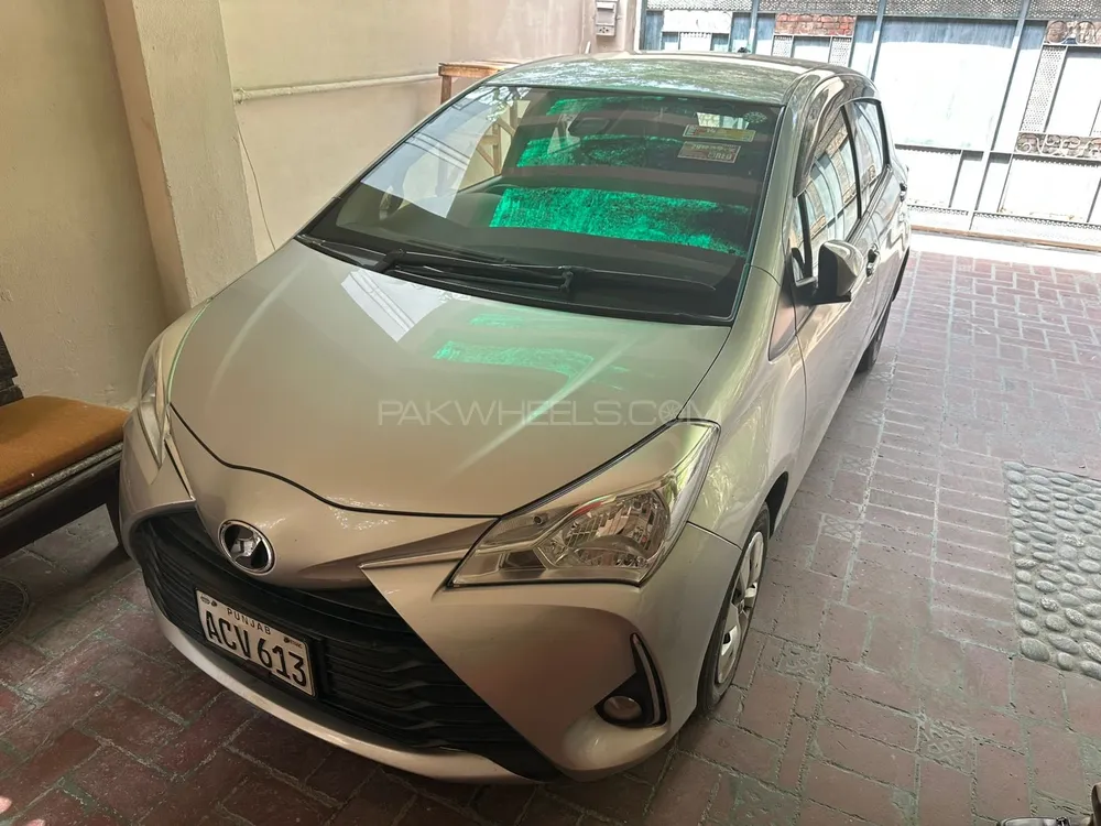 Toyota Vitz 2018 for Sale in Lahore Image-1