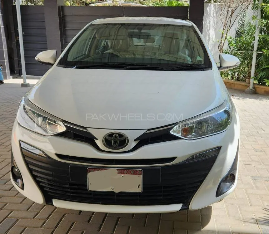 Toyota Yaris Sedan 2021 for Sale in Karachi Image-1