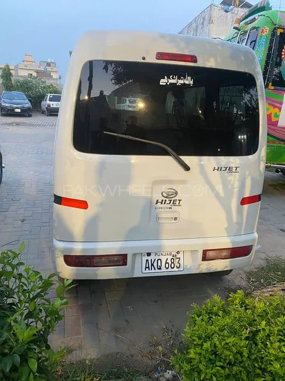 Daihatsu Hijet 2015 for Sale in Sialkot Image-1