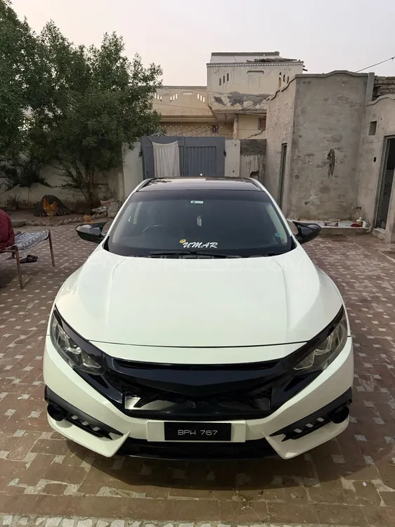 Honda Civic 2018 for Sale in Bahawalpur Image-1