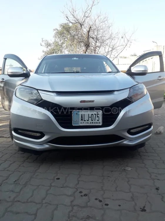 Honda Vezel 2014 for Sale in Daska Image-1