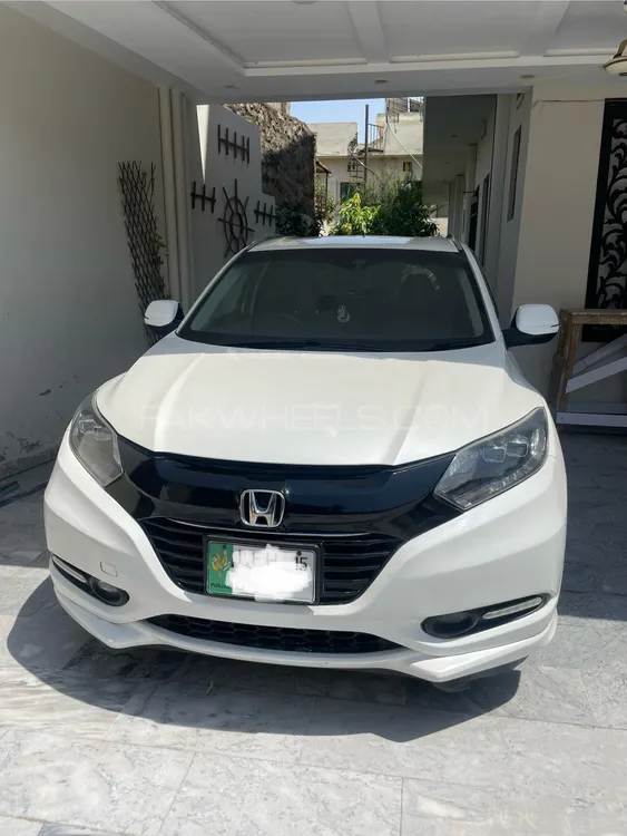 Honda Vezel 2015 for Sale in Islamabad Image-1