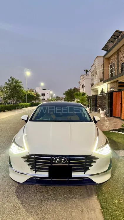 Hyundai Sonata 2023 for Sale in Multan Image-1