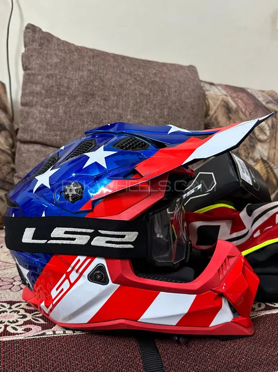 LS-2 Bike helmet for sale Image-1