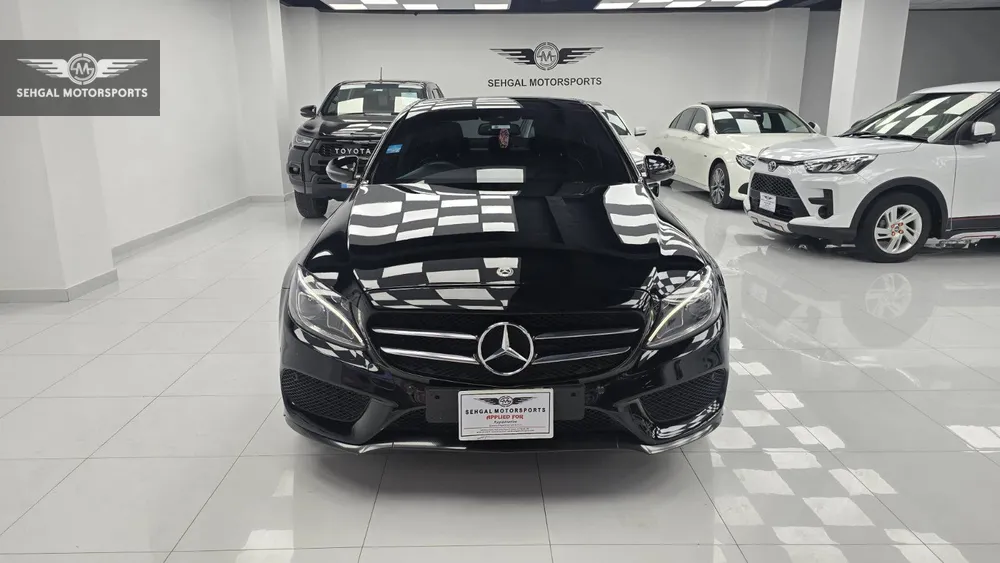 Mercedes Benz C Class 2018 for Sale in Islamabad Image-1