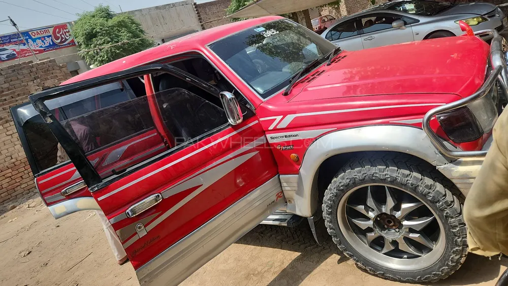 Mitsubishi Pajero 1992 for Sale in Chichawatni Image-1