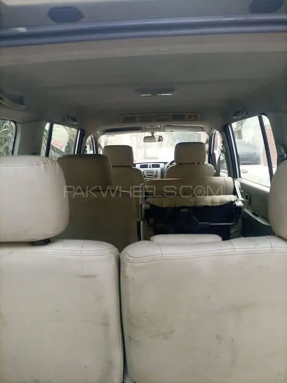 Suzuki APV 2010 for Sale in Lahore Image-1