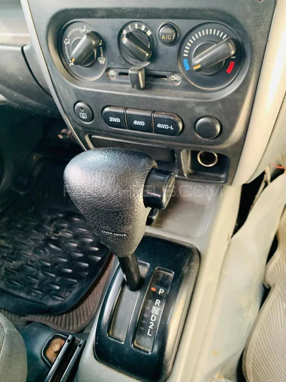 Suzuki Jimny 2019 for Sale in Nawabshah Image-1