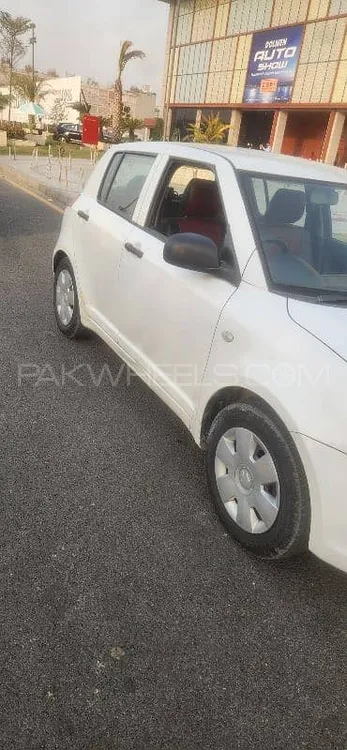 Suzuki Swift 2014 for Sale in Lahore Image-1