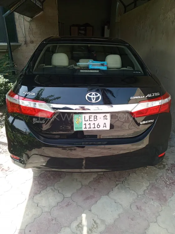 Toyota Corolla 2014 for Sale in Lahore Image-1