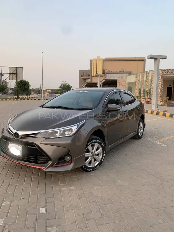 Toyota Corolla 2015 for Sale in Multan Image-1