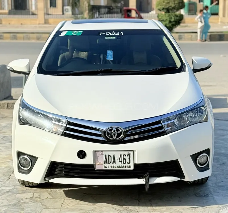 Toyota Corolla 2017 for Sale in Peshawar Image-1
