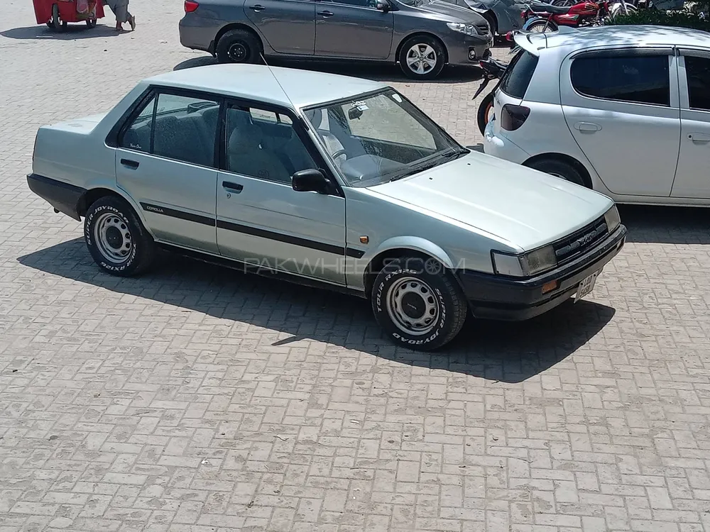 Toyota Corolla 1987 for Sale in Peshawar Image-1