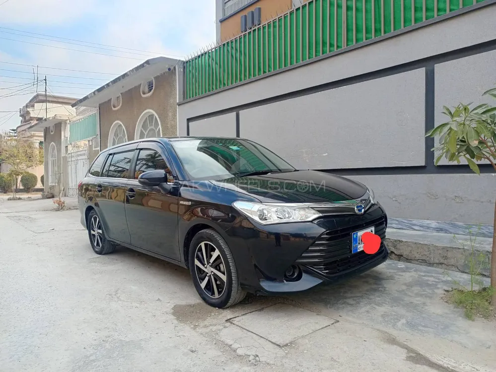 Toyota Corolla Fielder 2016 for Sale in Wah cantt Image-1