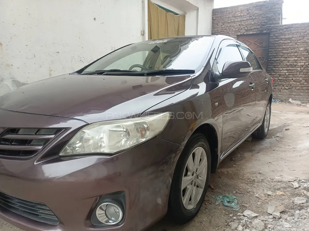 Toyota Corolla 2013 for Sale in Peshawar Image-1