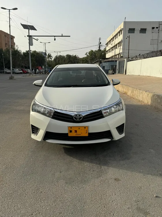 Toyota Corolla 2014 for Sale in Karachi Image-1