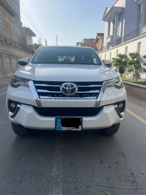 Toyota Fortuner 2020 for Sale in Faisalabad Image-1