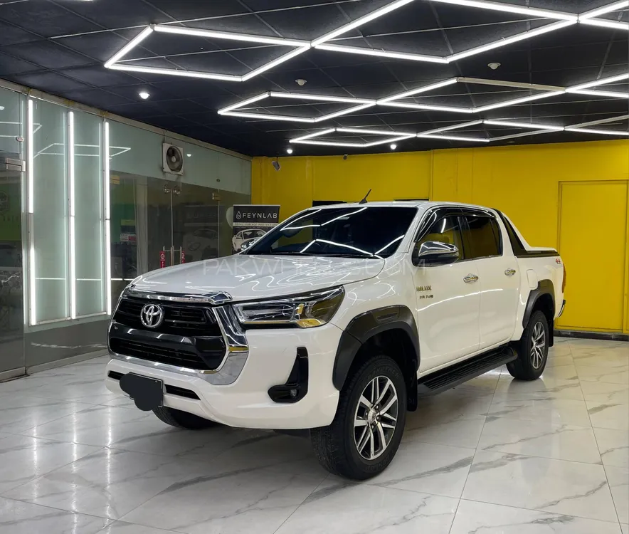 Toyota Hilux 2018 for Sale in Peshawar Image-1