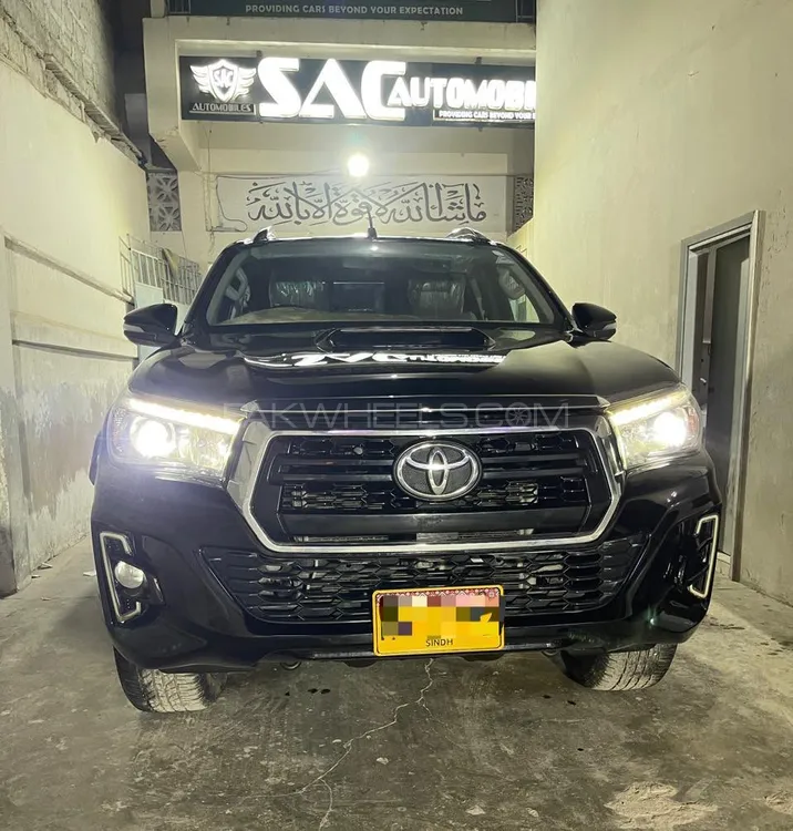 Toyota Hilux 2017 for Sale in Karachi Image-1