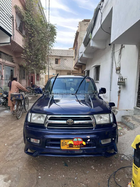 Toyota Surf 2000 for Sale in Karachi Image-1