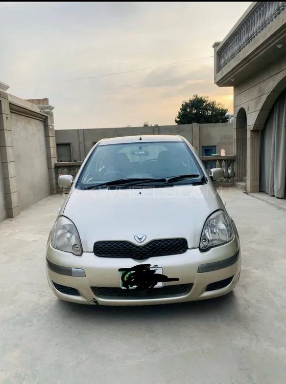 Toyota Vitz 2002 for Sale in Peshawar Image-1