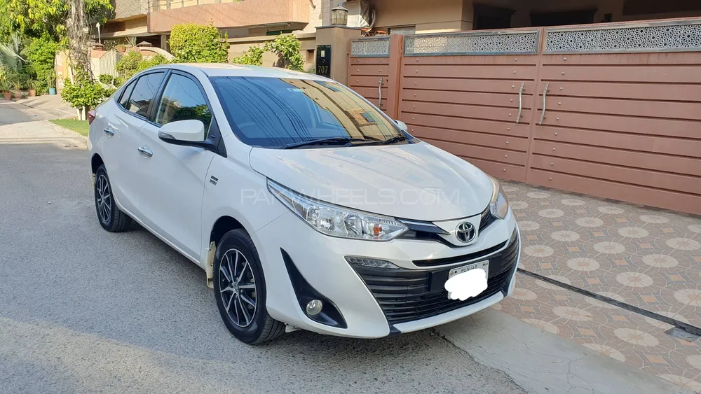ٹویوٹا یارس سیڈان 2021 for Sale in لاہور Image-1