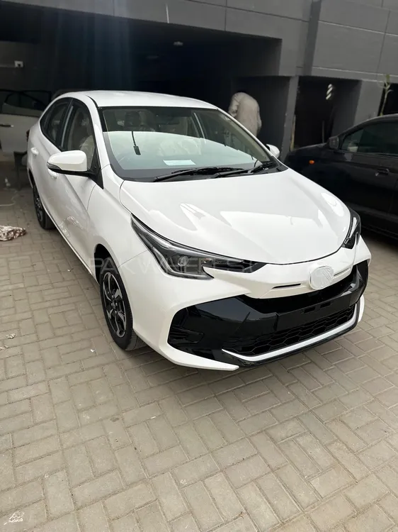 Toyota Yaris Sedan 2025 for Sale in Karachi Image-1
