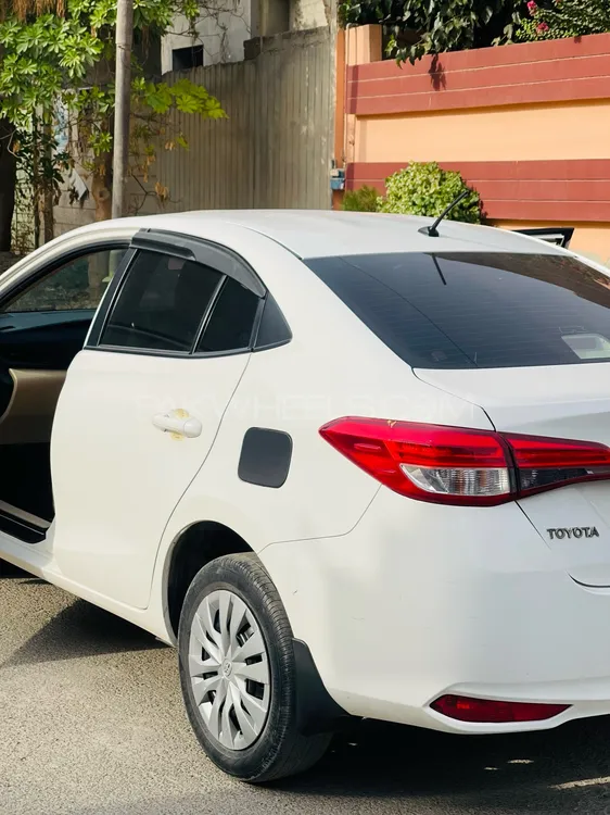 Toyota Yaris Sedan 2021 for Sale in Okara Image-1