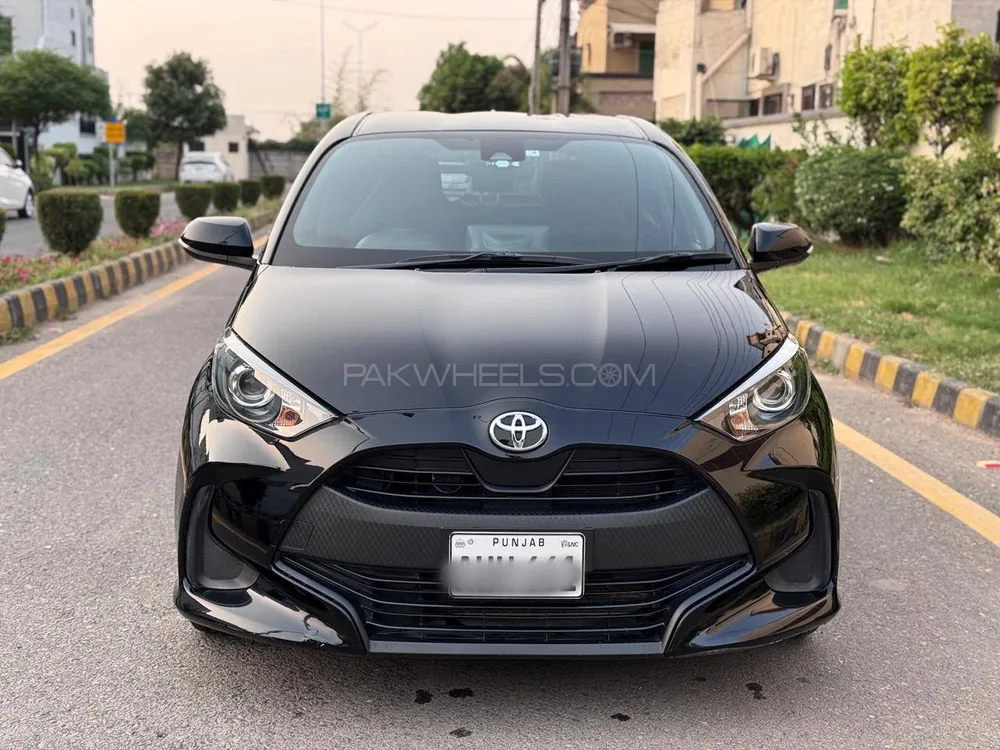ٹویوٹا یارس ہیچ بیک 2022 for Sale in سیالکوٹ Image-1